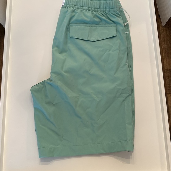 NWT Southern Tide Kids Boys Solid Swim Trunk Isle Of Pines Size XL/16 - Picture 7 of 12